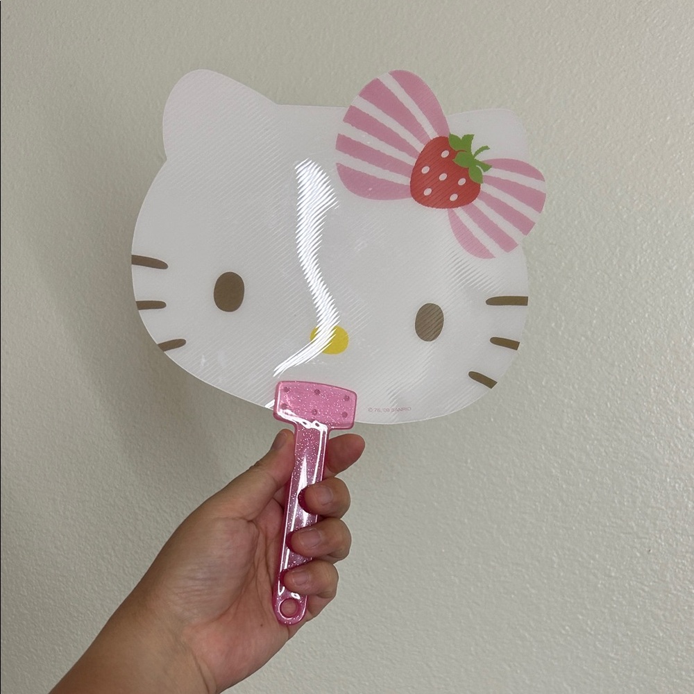 🖤NEW🔺2009 Hello Kitty Pink and White Hand Fan - Picture 9 of 9